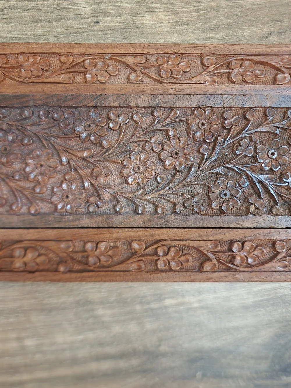 Vintage Hand-Carved Indian Wood Expandable Book Rack Bookends Sheesham Floral